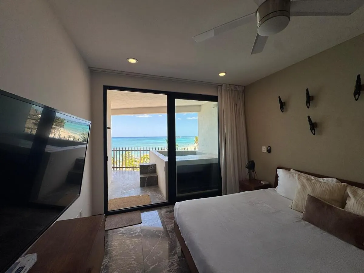 2 Bedrooms Ocean View, Private Plunge Pool, Gym Playa del Carmen 0*,  Mexico