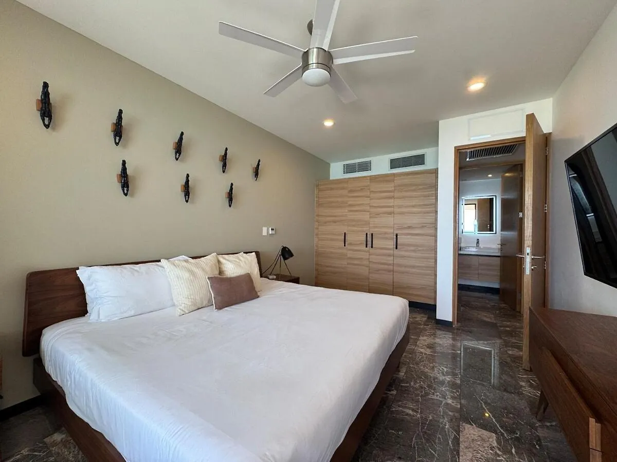 2 Bedrooms Ocean View, Private Plunge Pool, Gym Playa del Carmen