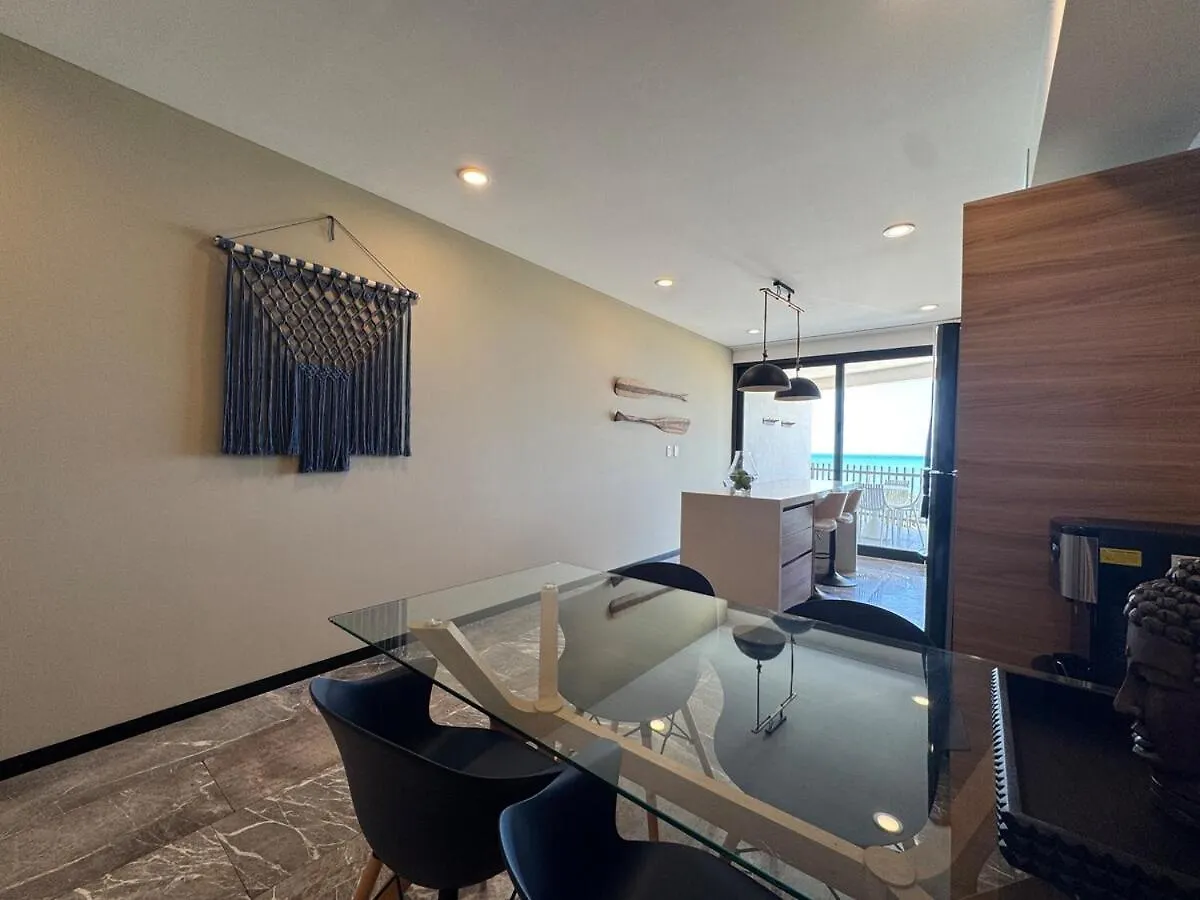 2 Bedrooms Ocean View, Private Plunge Pool, Gym Playa del Carmen 0*,  Mexico