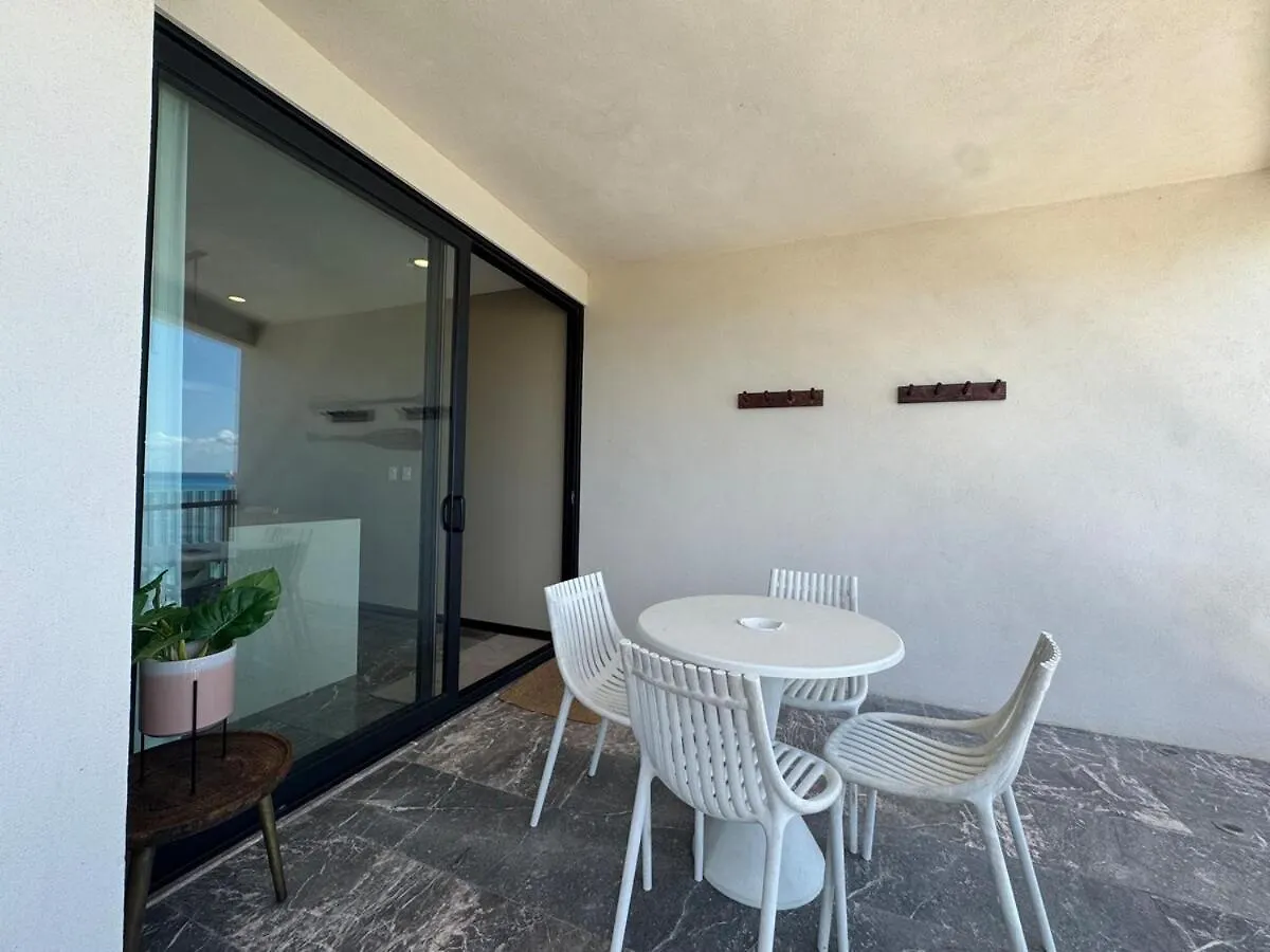 2 Bedrooms Ocean View, Private Plunge Pool, Gym Playa del Carmen
