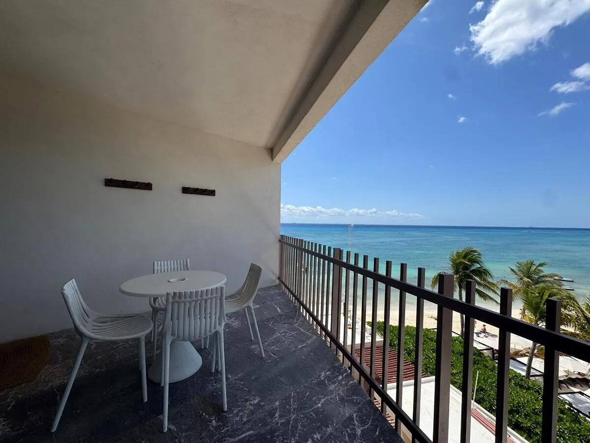 2 Bedrooms Ocean View, Private Plunge Pool, Gym Playa del Carmen Apartment